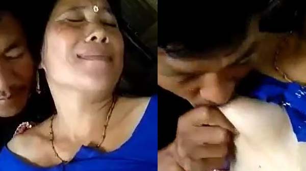 Assamese bhabhi ki boobs ko dabakar chusta devar