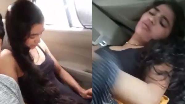 Hot Indian lover car mein zabardast sex karte hue