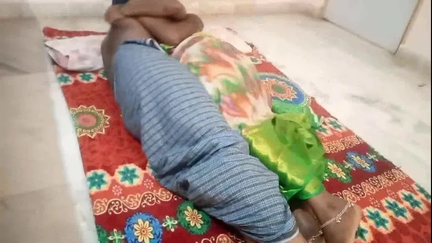 lonely house wife fucked and gives hot blowjob