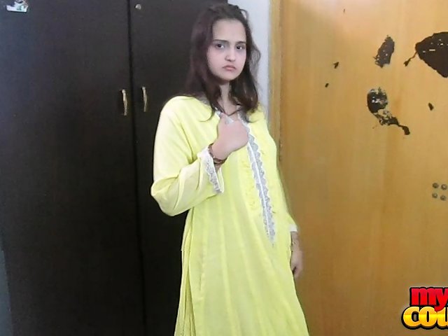 Sonia Taking Her Shalwar Off Taking Husband Cock Inside For Quick Sex