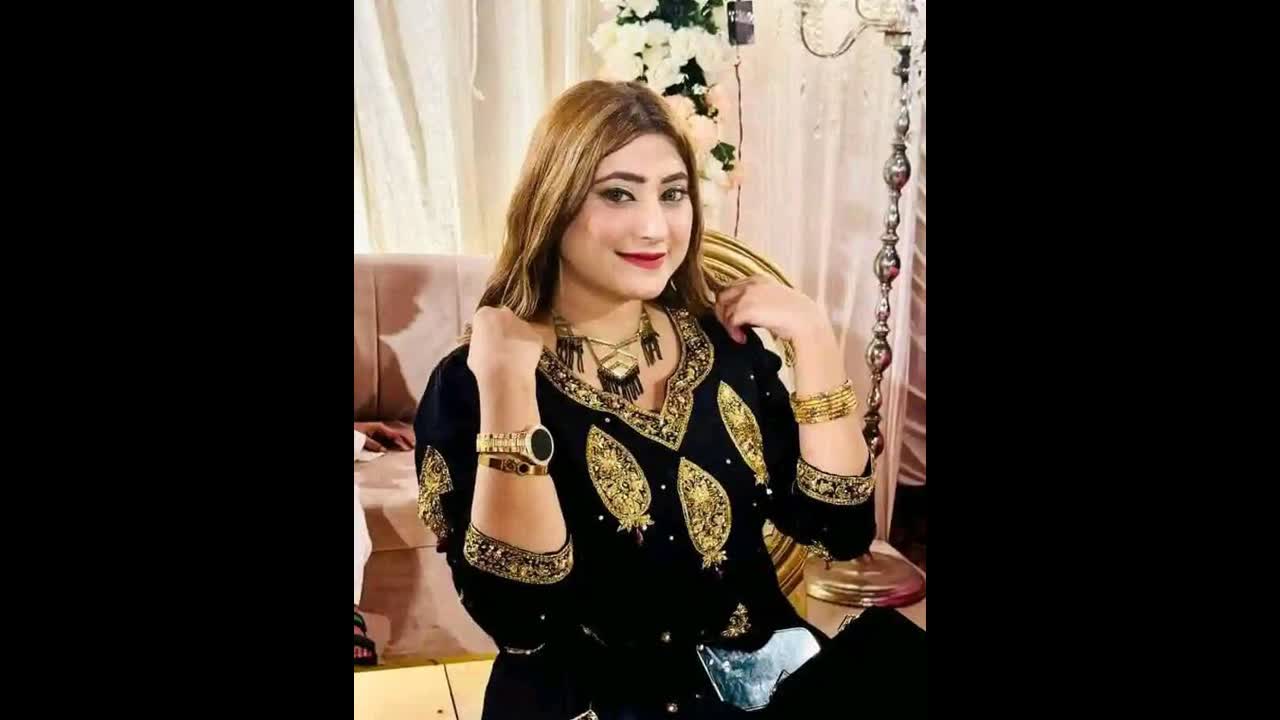 Paki girl nude capture with clear hindi talking