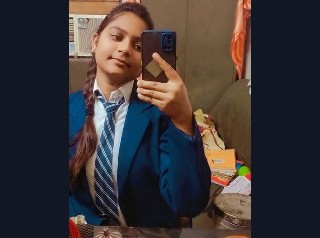 Cute Gf Showing Big boobies