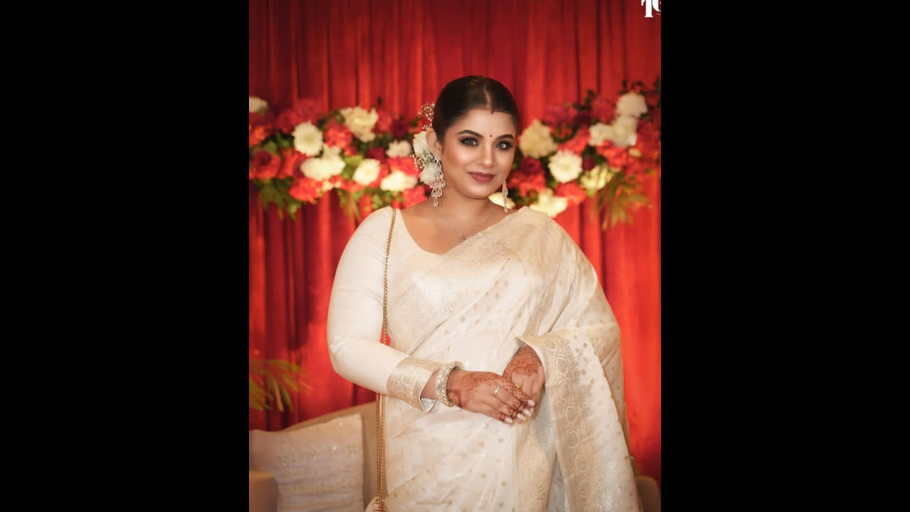 madhuri famous kolkata insta model