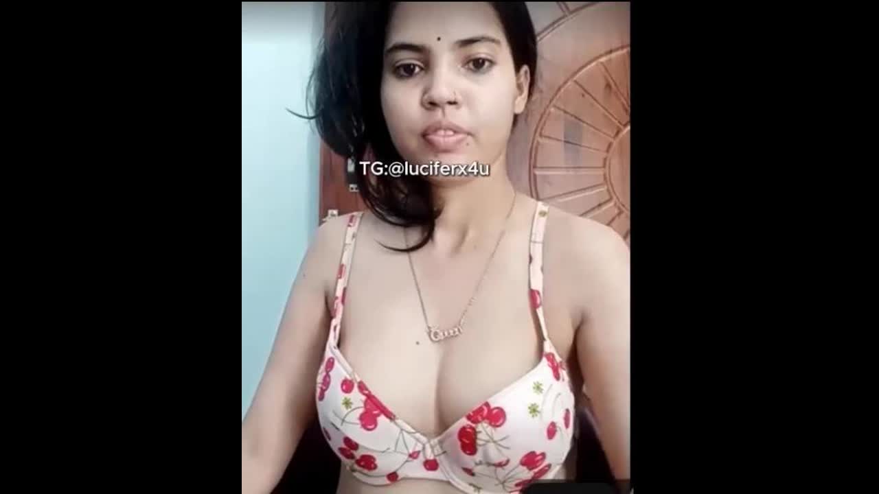 Punam456 Showing Naked Body & Stretching & Fingering Asshole on StripChat TICKET Show