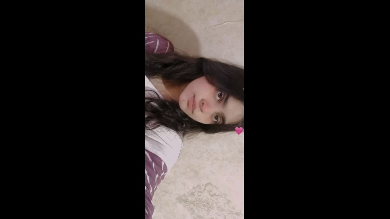 Beautiful Bigboob Horny Sexy Tanker Gf Showing Fingering