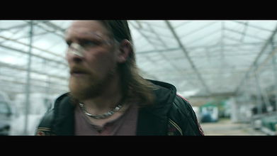 Sallie Harmsen – Suga S01E04 2025 HD 1080p 12